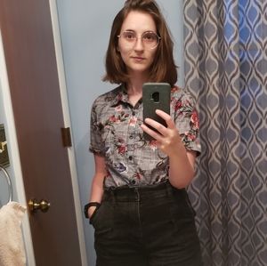 Meet your Posher, Helen